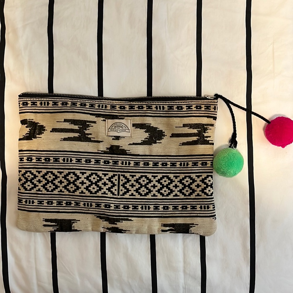 Levi’s pencil pouch